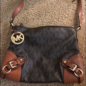 Crossbody Michael Kors Purse